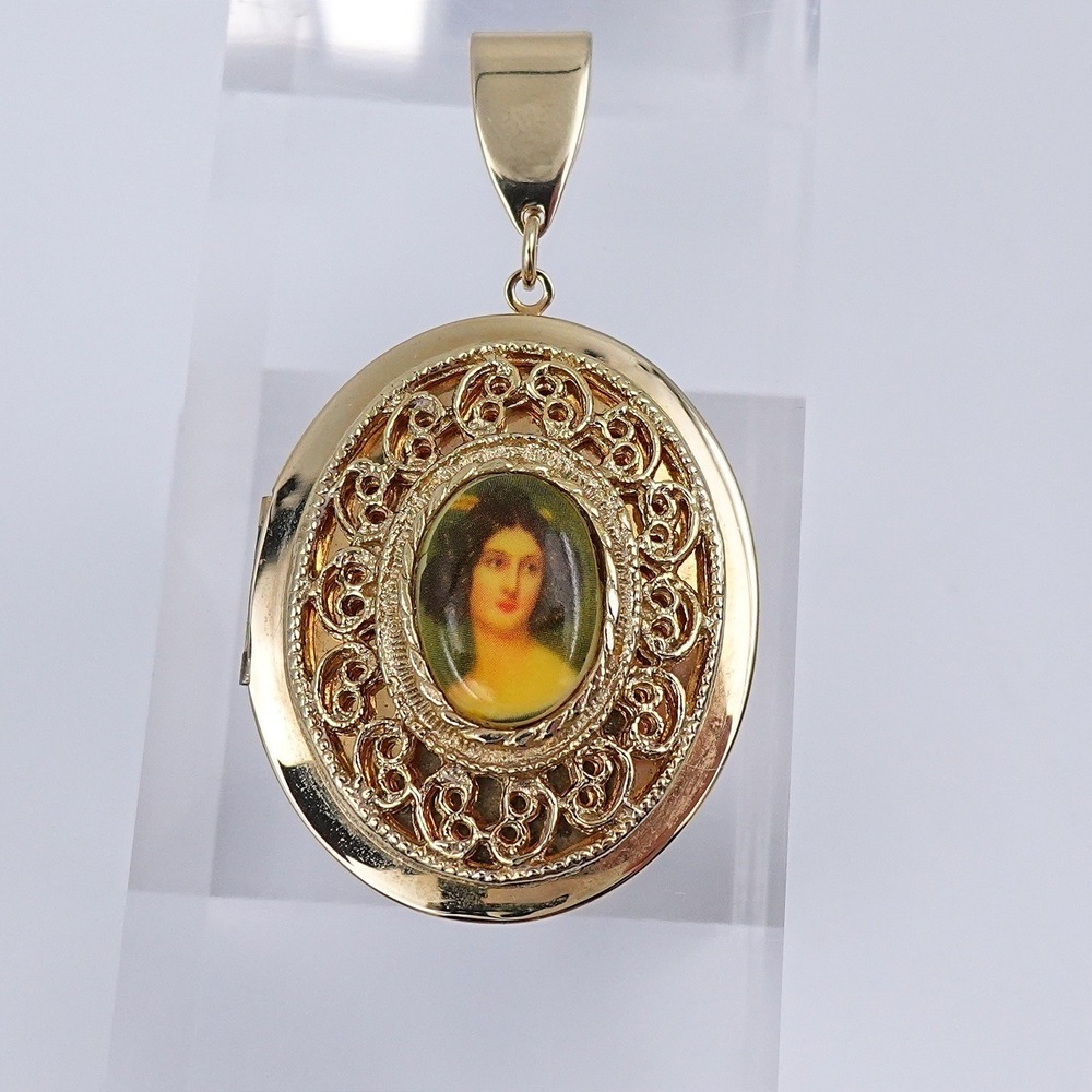 Victorian Revival Portrait‎ Locket Pendant Gold Tone Filigree Romantic - Picture 7 of 12